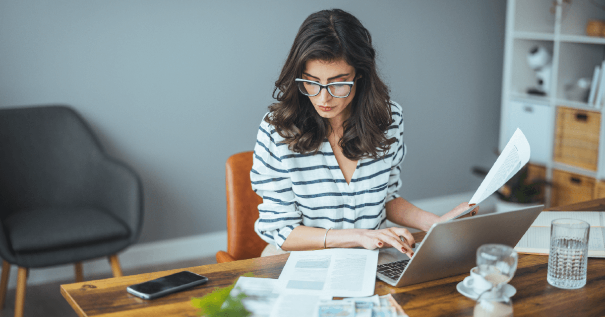 woman making calculations